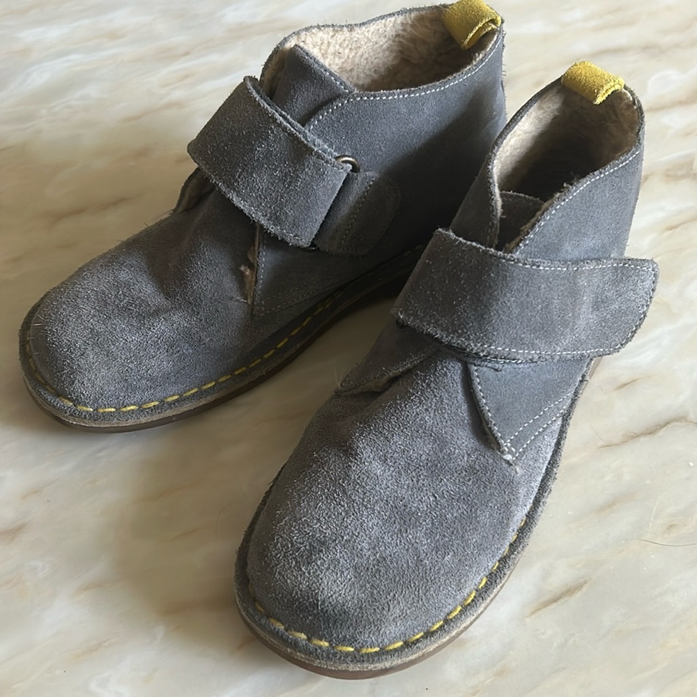 Mini Boden‎ Big Boys Gray Velcro Faux Fur Lined Suede Boots Size 35 (US 4-4.5)